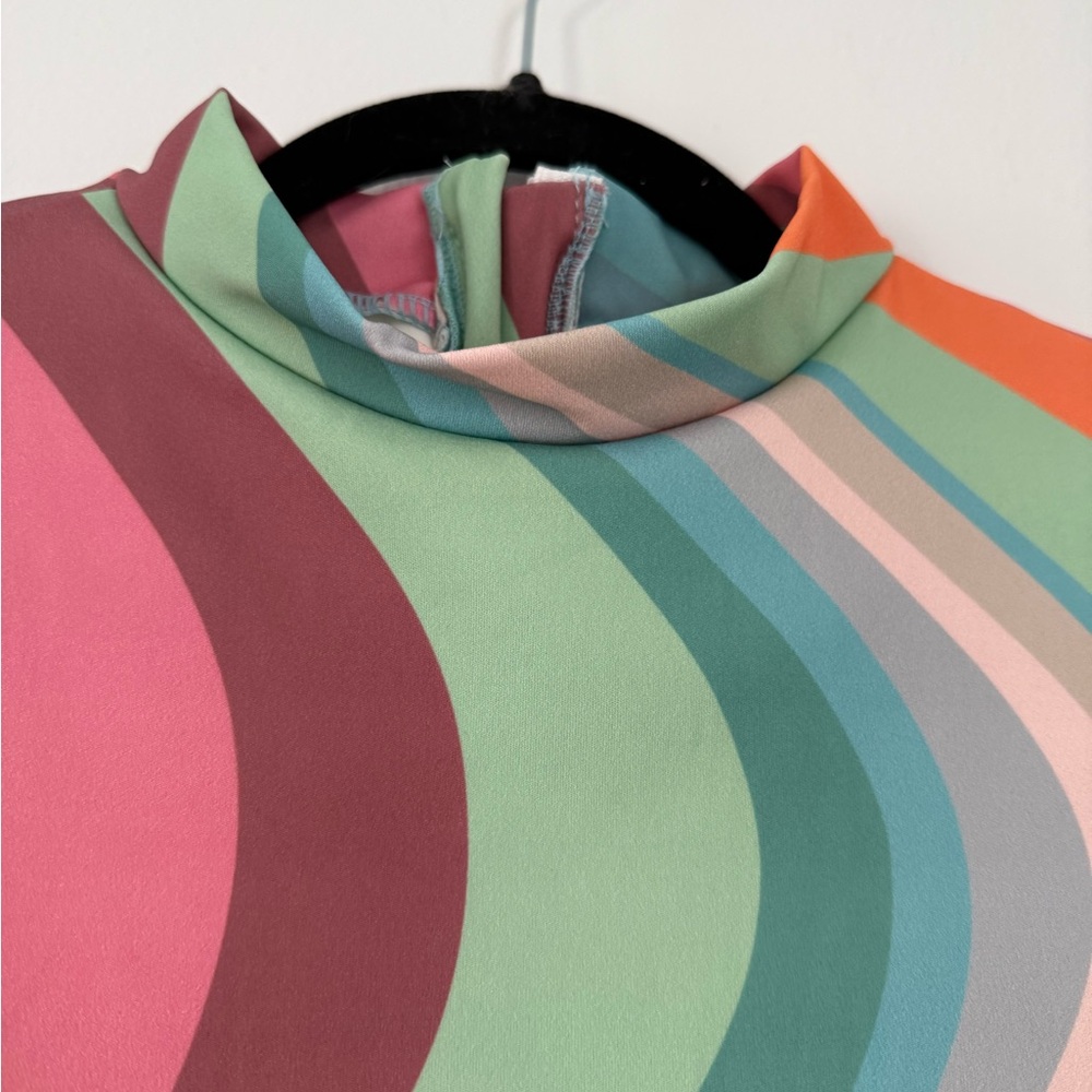 Hurley Multicolor Wave Pattern One Piece Swimsuit - image 8